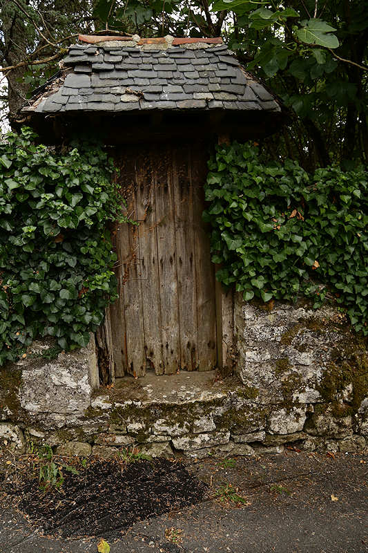 architecture turenne france village médiéval middle-aged moyen-âge corrèze lot dordogne périgord pierre stone old vieux ancien porte door
