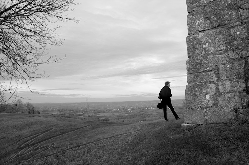 architecture reportage yssandon village médiéval mur vestige ruine noir et blanc nb