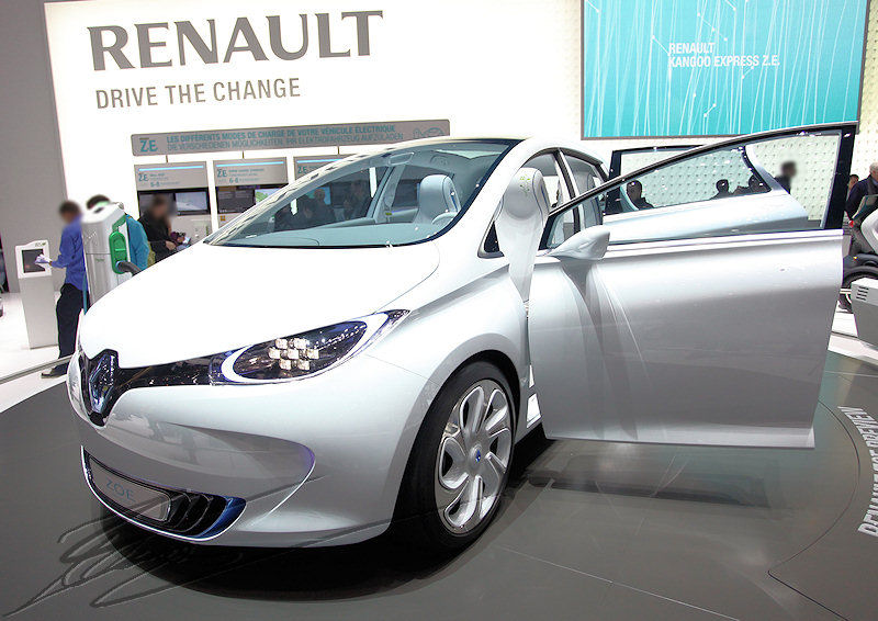 reportage salon de l'automobile et de l'accessoire genève palexpo expo voiture Renault