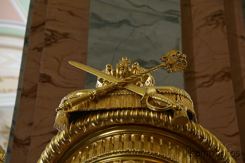 reportage photo 2018 russie saint petersbourg petrograd cathédrale saint pierre tombes tsar familles gold