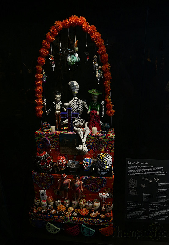reportage photo été 2021 france eurodisney mickey paris disney disneyland musée de l'Homme mort death alcôve mexique