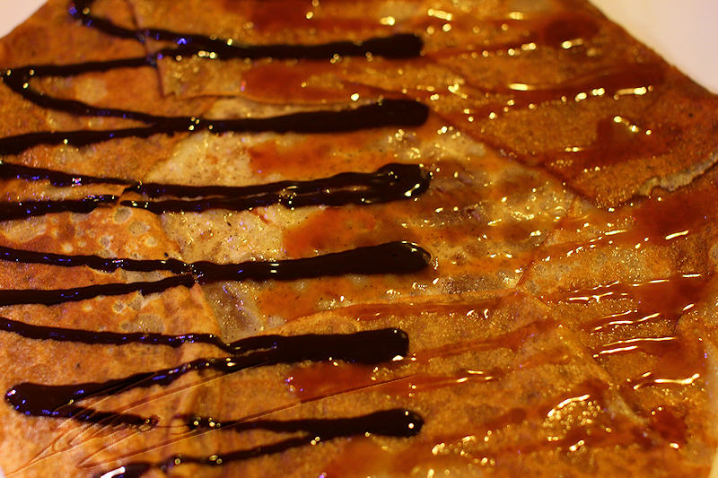 cuisine cooking plat repas nourriture crêpe bretonne crêperie rennes la ville d'ys chocolat maison caramel au beurre salé