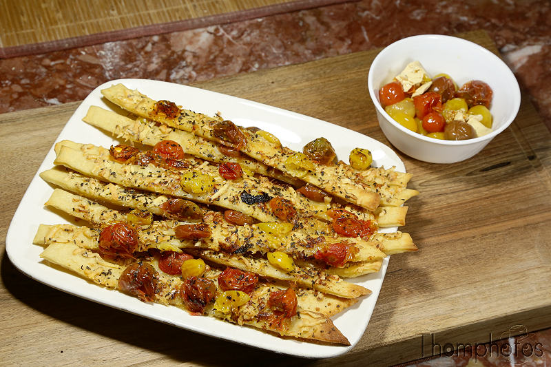 cuisine cooking plat nourriture bouffe repas meal fait maison hand made apéro flûte fromage tomate cerise italienne
