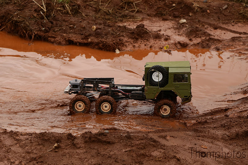 maquettes modèles réduits scale models RC voiture véhicule radiocommandé radio-guidé radio 6x6 tout terrains camion truck man kat 2 1/10 électrique scale crawler expédition en route pour l'aventure boue mud