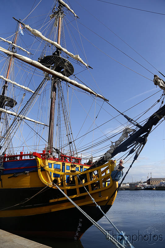  véhicule navire bateau gallion voilier 3 mâts pirate saint-malo bretagne