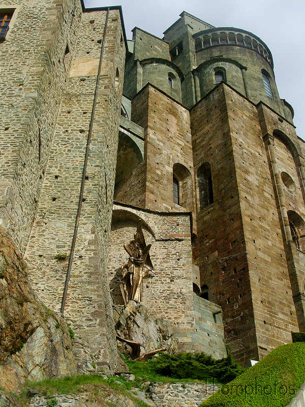 reportage 2008 turin italie voyage d'étude eet école d'ingénieur de genève bus paysage architecture fortification château ruines médiévales piémont Saint-Michel-de-la-Cluse