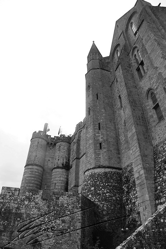 reportage bretagne 2011 mont saint michel archange or unesco panoramique panorama normand normandie breton architecture noir et blanc nb