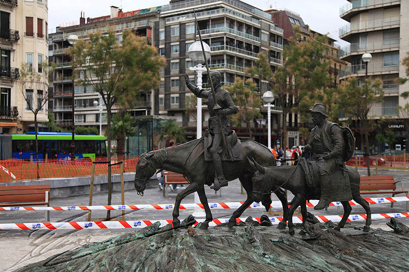 reportage pays basque espagne donostia san sebastian saint sébastien statue don quichotte sancho pancha