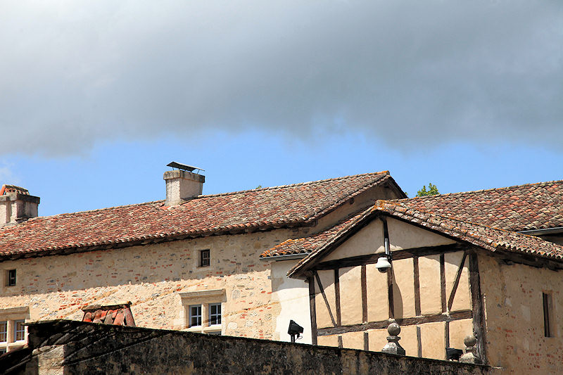 reportage pays basque france abbaye d'arthous extérieur cours cour court hdr