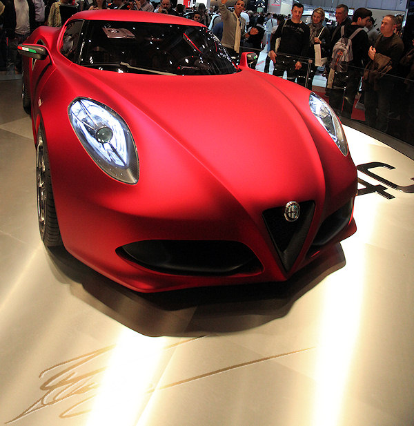 Salon de l'auto genève palexpo 2011 voiture marque Alfa romeo