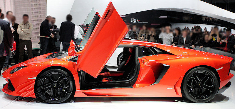 reportage salon de l'automobile et de l'accessoire genève palexpo expo voiture Lamborghini