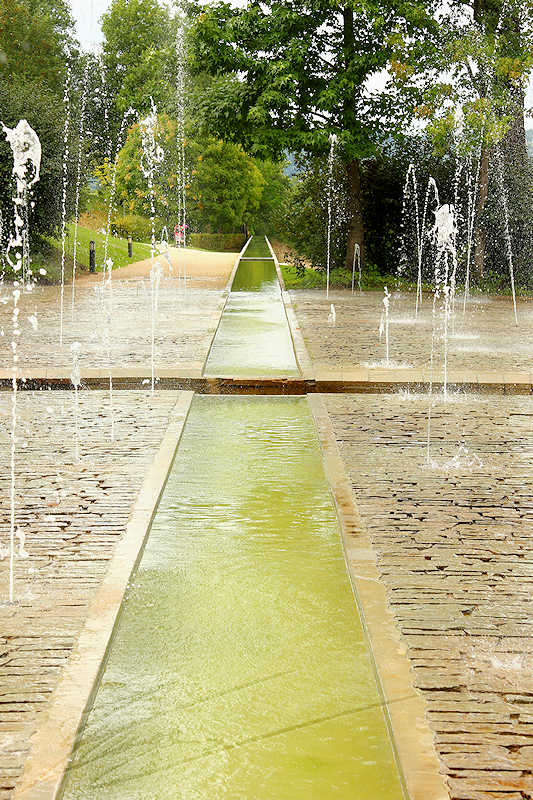 reportage 2014 terrasson france lot dordogne plante périgord corrèze jardins de l'imaginaire imaginarium gardens water jet d'eau fontaine fountain canal