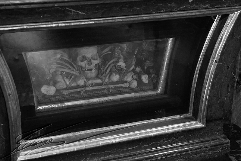 reportage 2014 république tchèque tchéquie czech prague praha cz ville Pražský hrad château Bazilika sv. Jiří basilique saint george ossement bones espagnol spanish