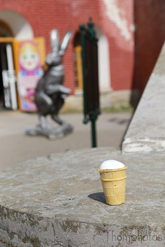 reportage photo 2018 russie saint petersbourg petrograd repas meal nourriture manger glace dessert ice cream vanille soviet