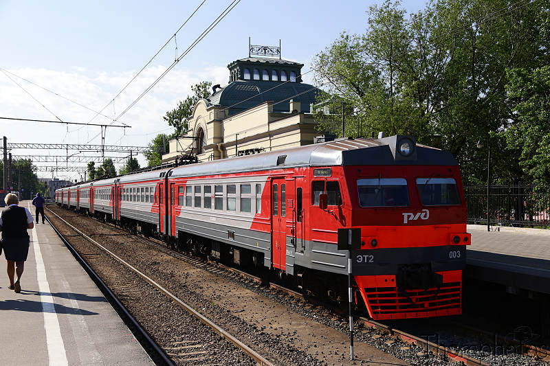 reportage photo 2018 russie saint petersbourg petrograd gare train station vitebsk locomotive