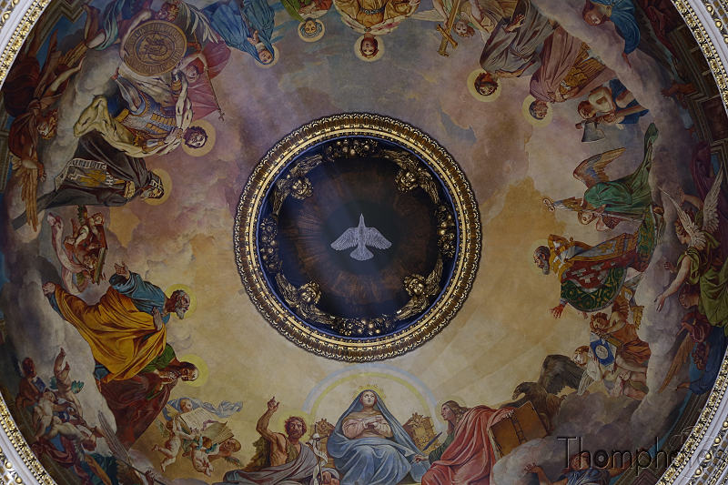 reportage photo 2018 russie saint petersbourg petrograd cathédrale saint isaac intérieur dorure peinture paint